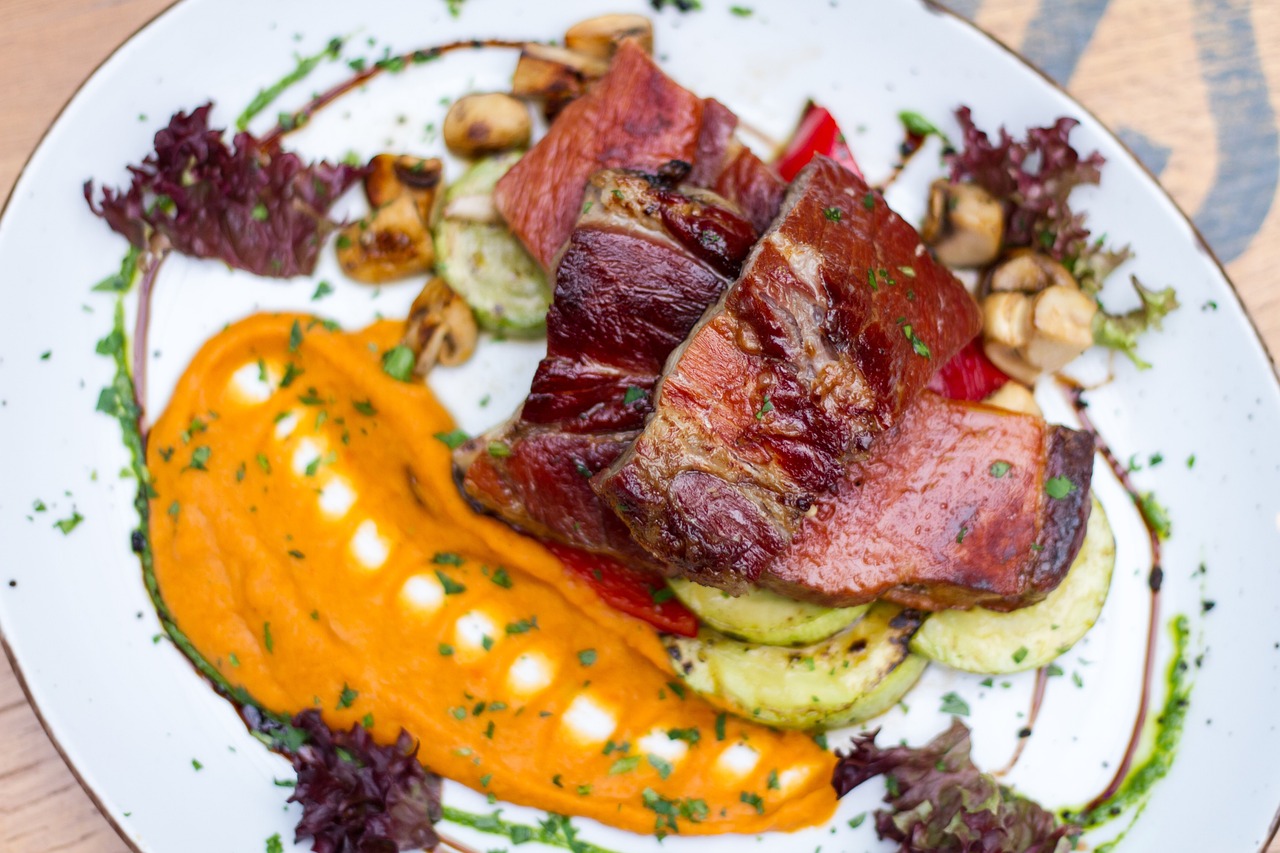 探索美食藝術(shù)，最新魚造型創(chuàng)新菜，無(wú)限可能的味覺盛宴