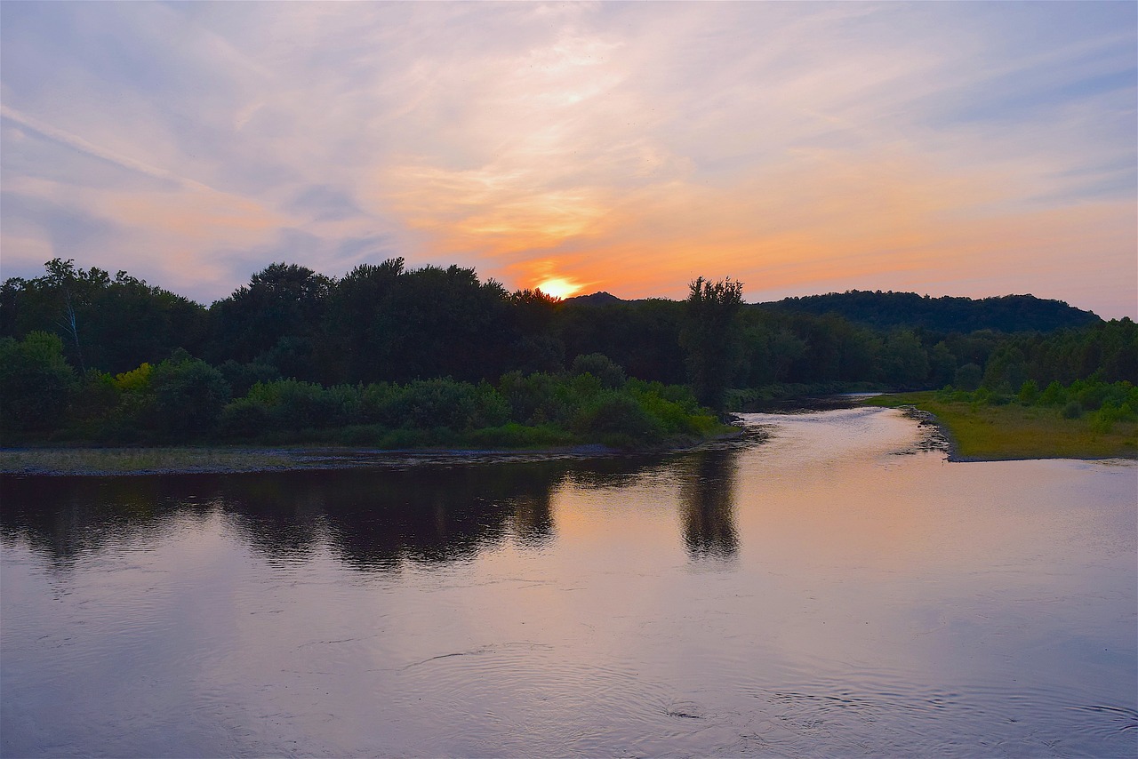 席慕琛顏心暖最新篇章，時(shí)光里的暖陽與細(xì)雨