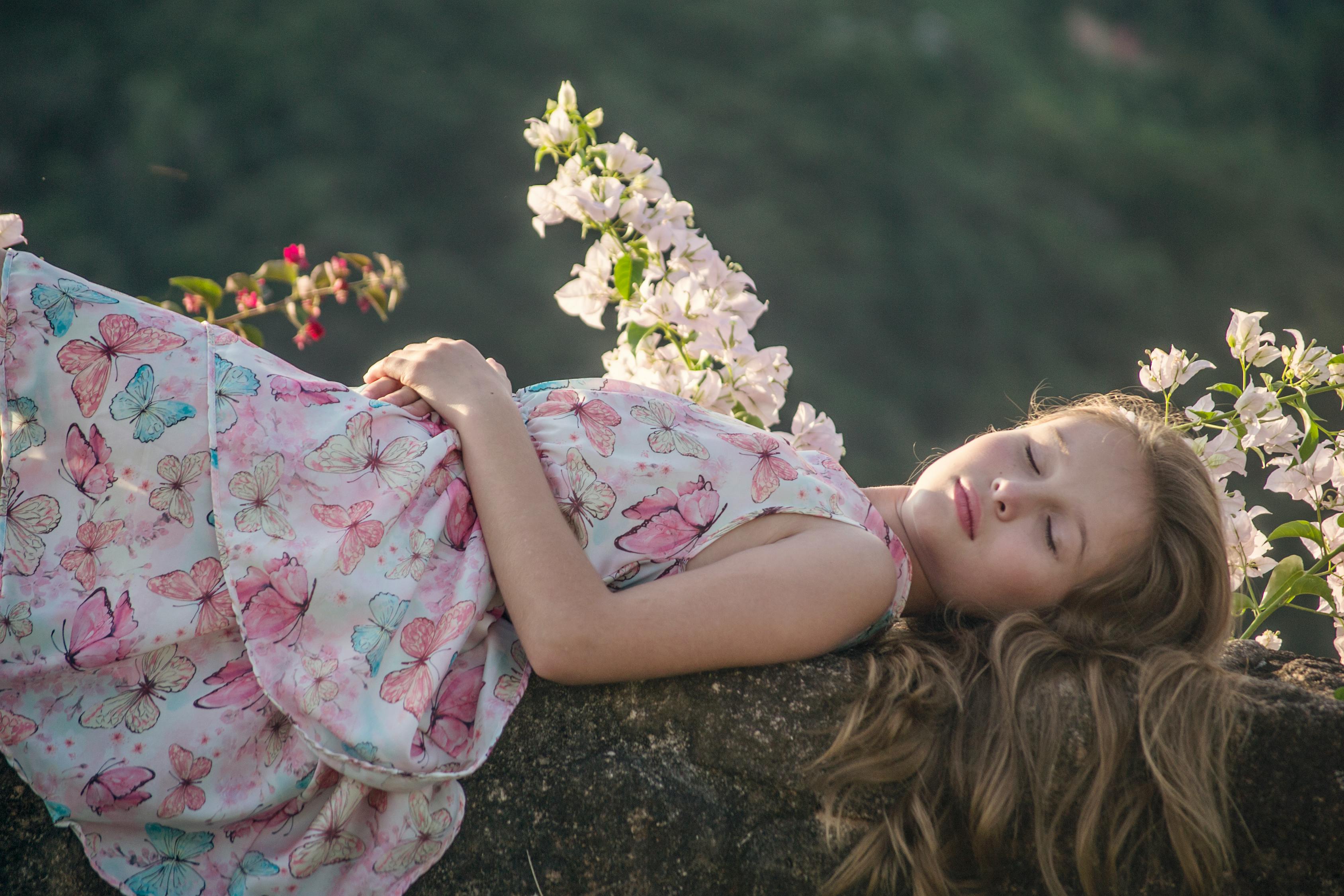 原千惠最新寫真照，綻放的美麗青春活力