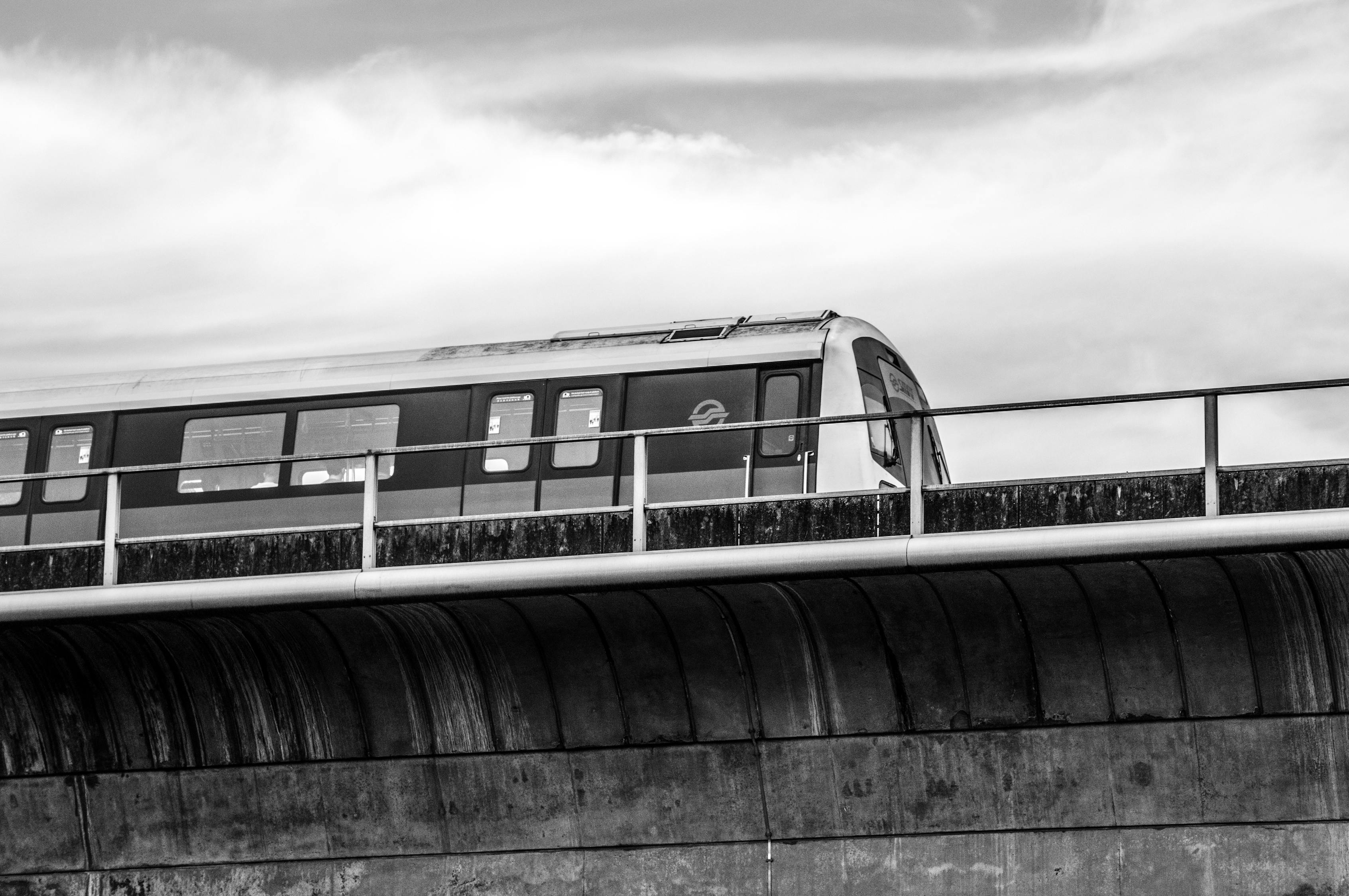 新吉城際鐵路進(jìn)展順利，未來交通更便捷，最新消息匯總