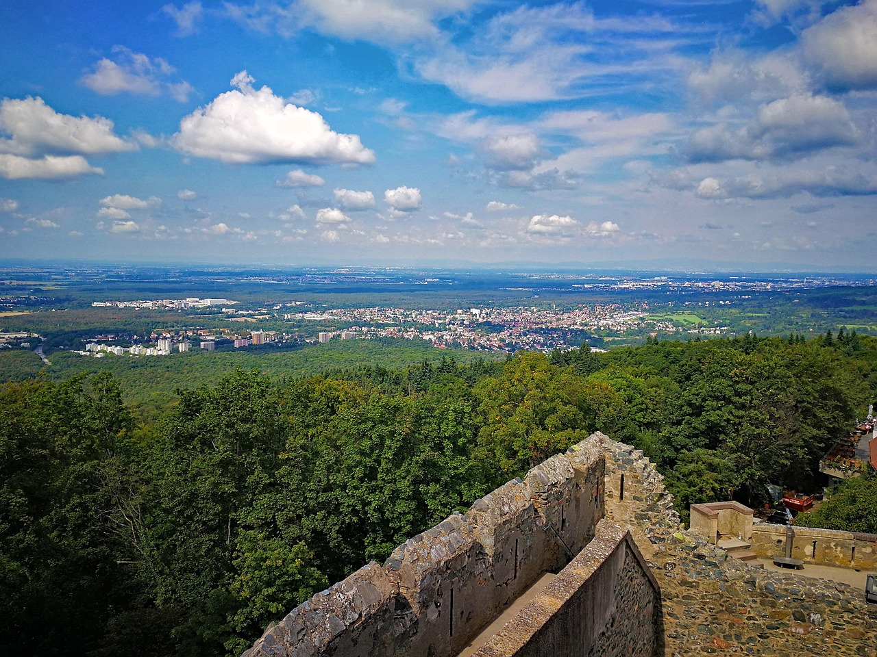 金普新區(qū)輕軌最新動(dòng)態(tài)，建設(shè)進(jìn)展及未來(lái)展望