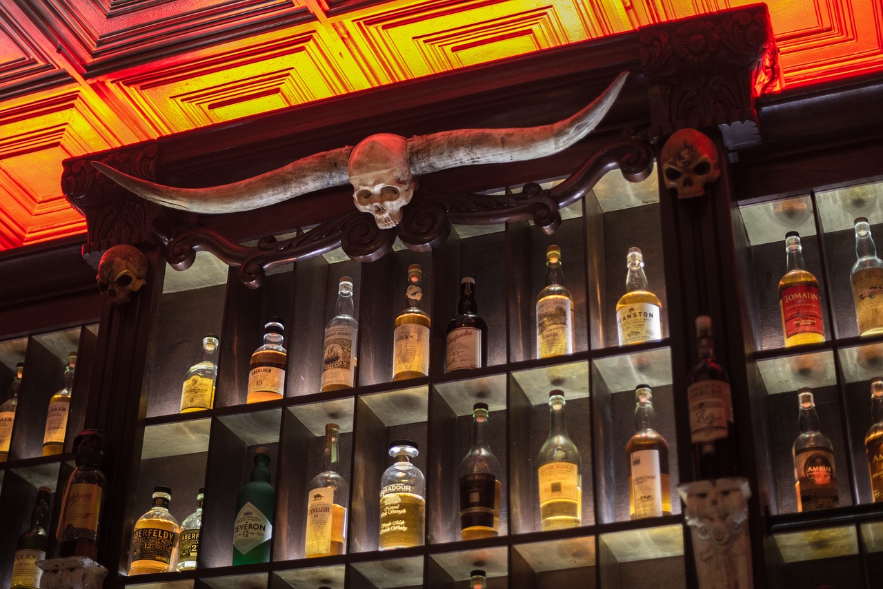 最新地?cái)傌洰a(chǎn)品圖片展示，揭示當(dāng)下小商品流行趨勢(shì)與時(shí)尚魅力