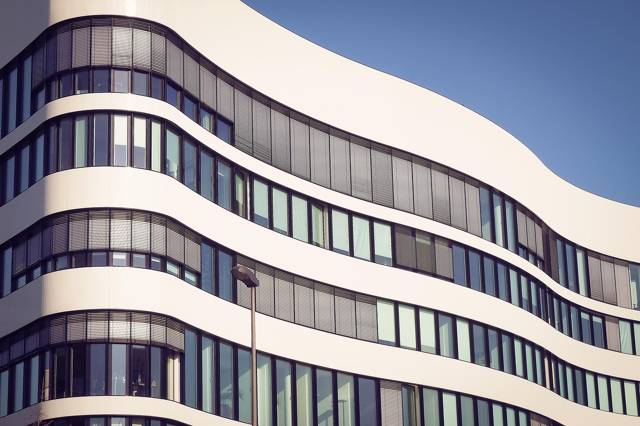 錫山八佰伴引領(lǐng)區(qū)域商業(yè)變革，開啟新篇章的最新消息