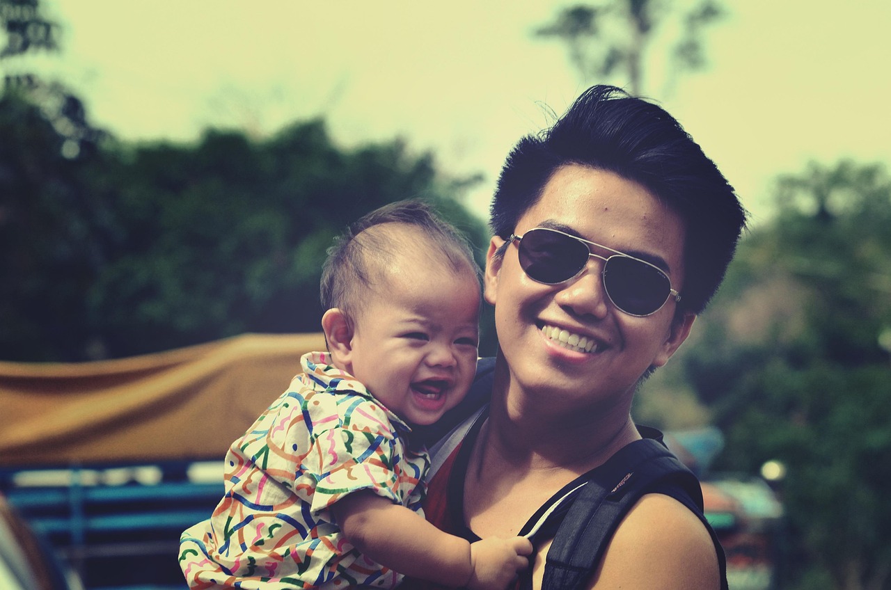 大頭兒子與小頭爸爸，共享成長的快樂新篇章