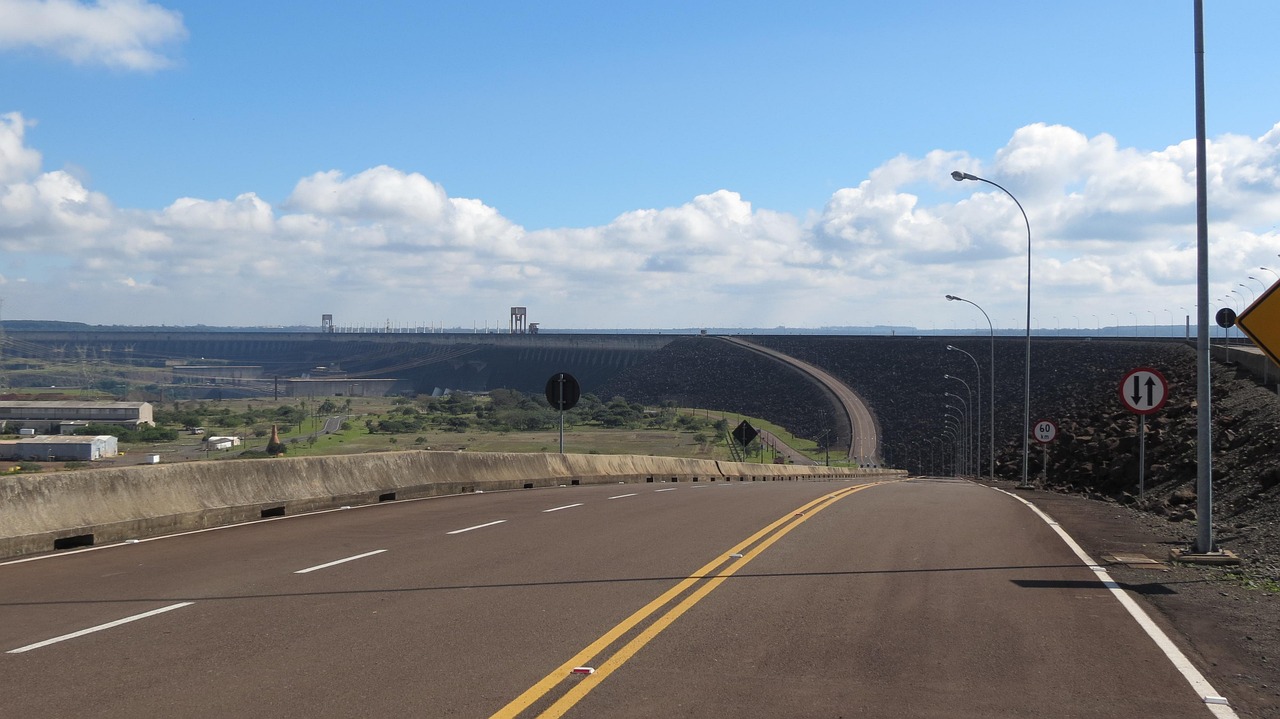 織普高速公路最新進展、影響與展望，最新消息揭秘修路進程與未來影響