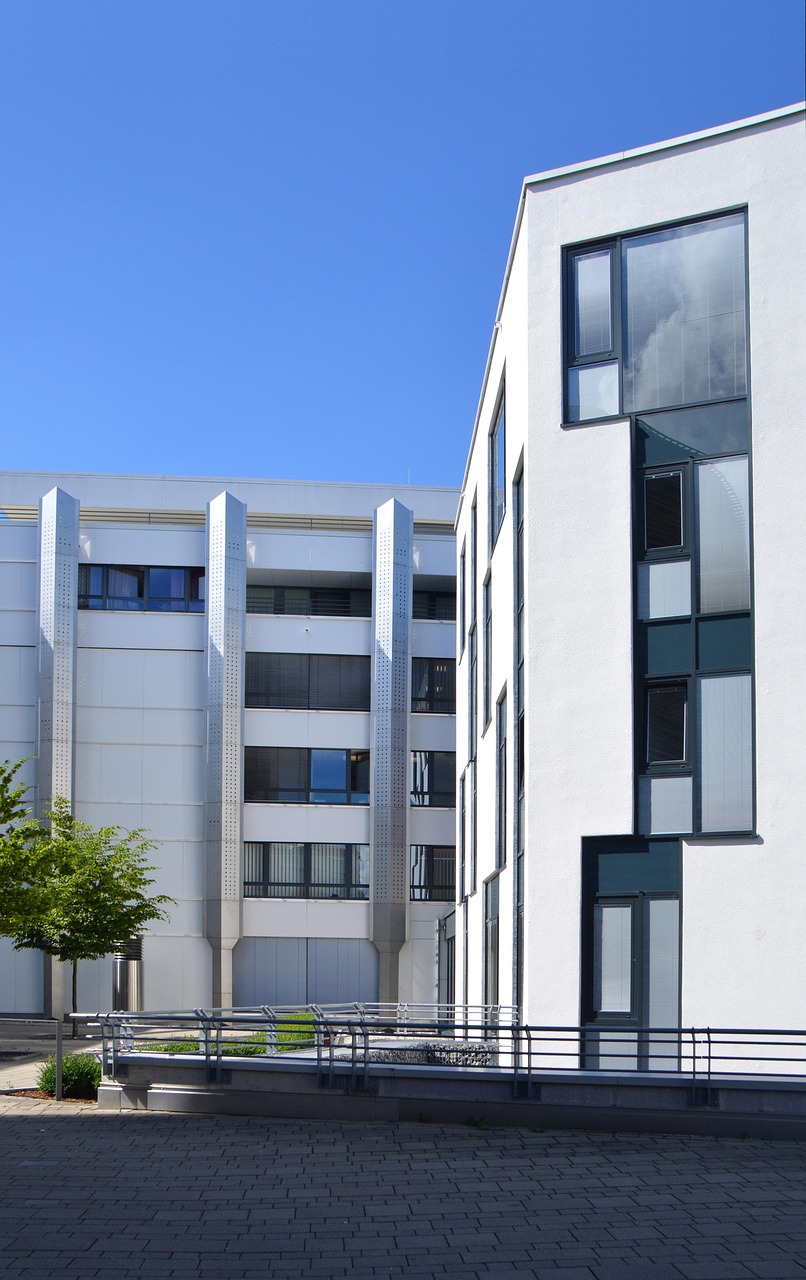 西安市電子廠最新招聘動(dòng)態(tài)與職業(yè)機(jī)會(huì)探索，招聘信息及職業(yè)發(fā)展指南