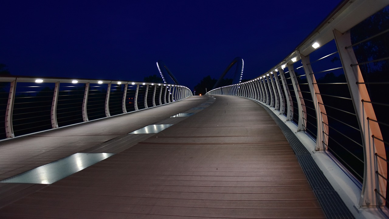 保千里官網(wǎng)最新消息深度解析與動(dòng)態(tài)更新