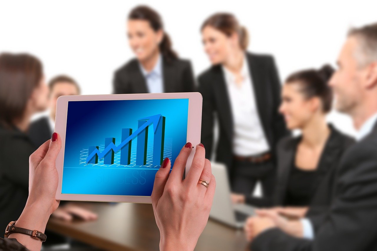 下一輪油價走勢分析與預(yù)測，最新消息與市場預(yù)測