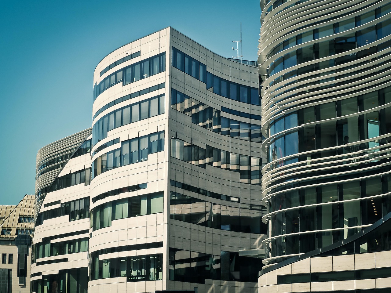 峨眉山市最新領(lǐng)導班子構(gòu)建與發(fā)展概覽