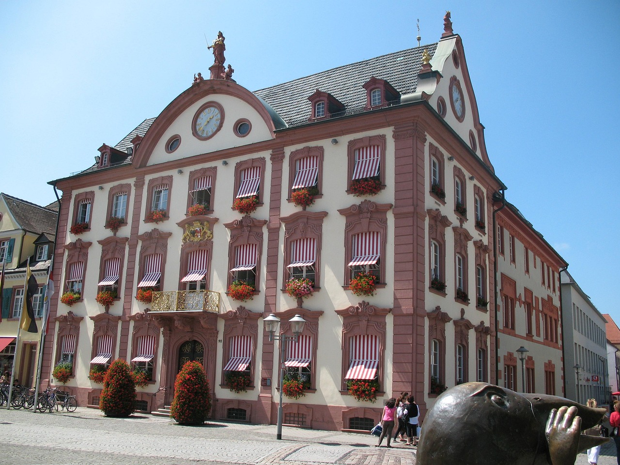 中炎復(fù)利最新消息發(fā)布會，揭曉最新動態(tài)與進(jìn)展