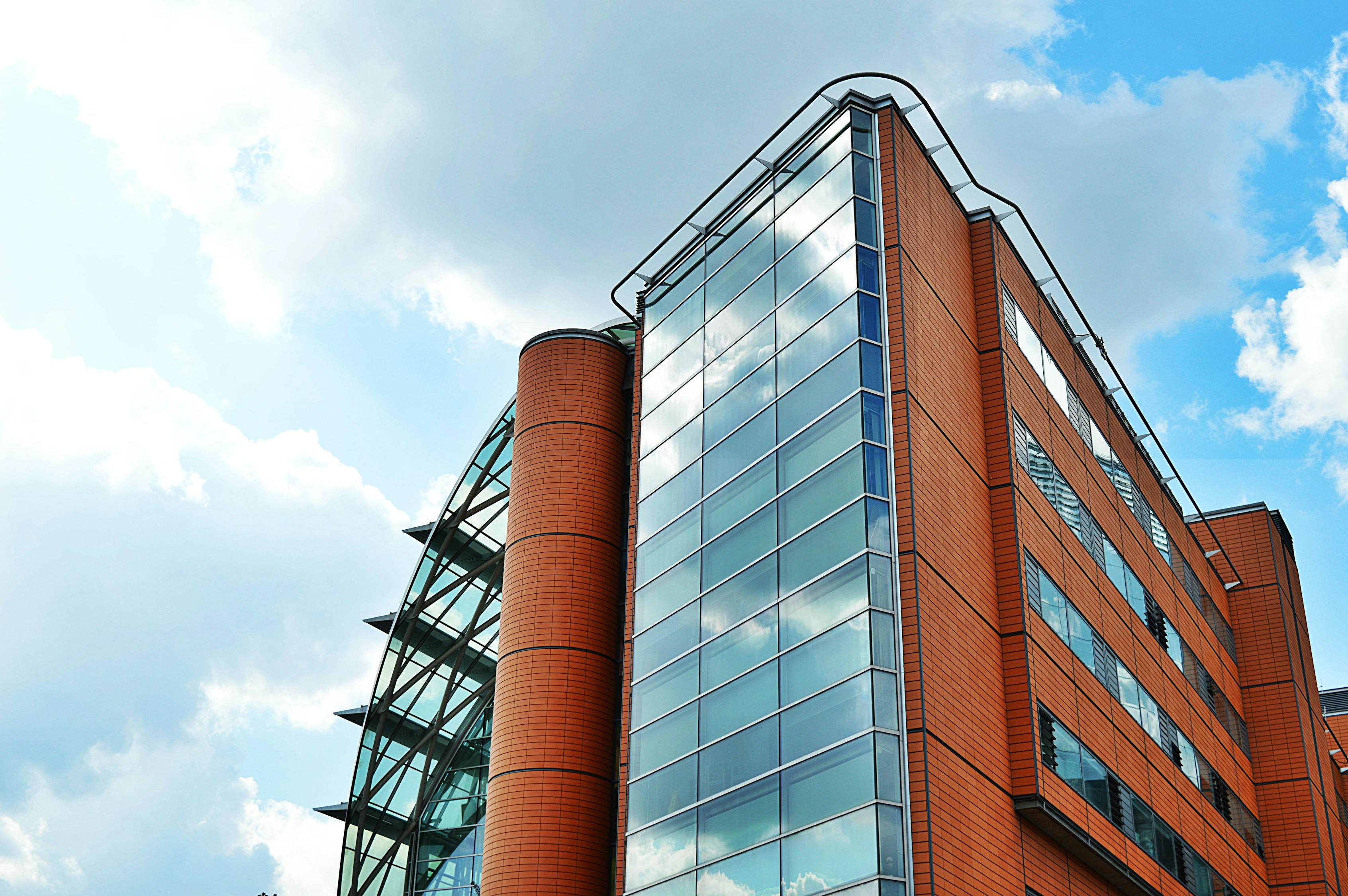 ISO 14001環(huán)境管理體系最新標(biāo)準(zhǔn)，引領(lǐng)企業(yè)走向可持續(xù)未來(lái)的關(guān)鍵指南