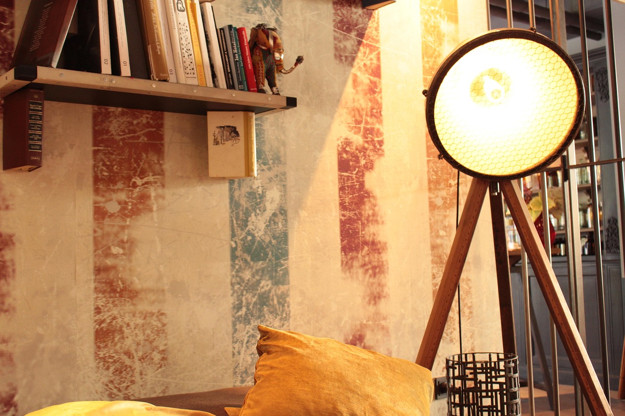 最新壁飾裝飾，打造時(shí)尚個(gè)性居家空間