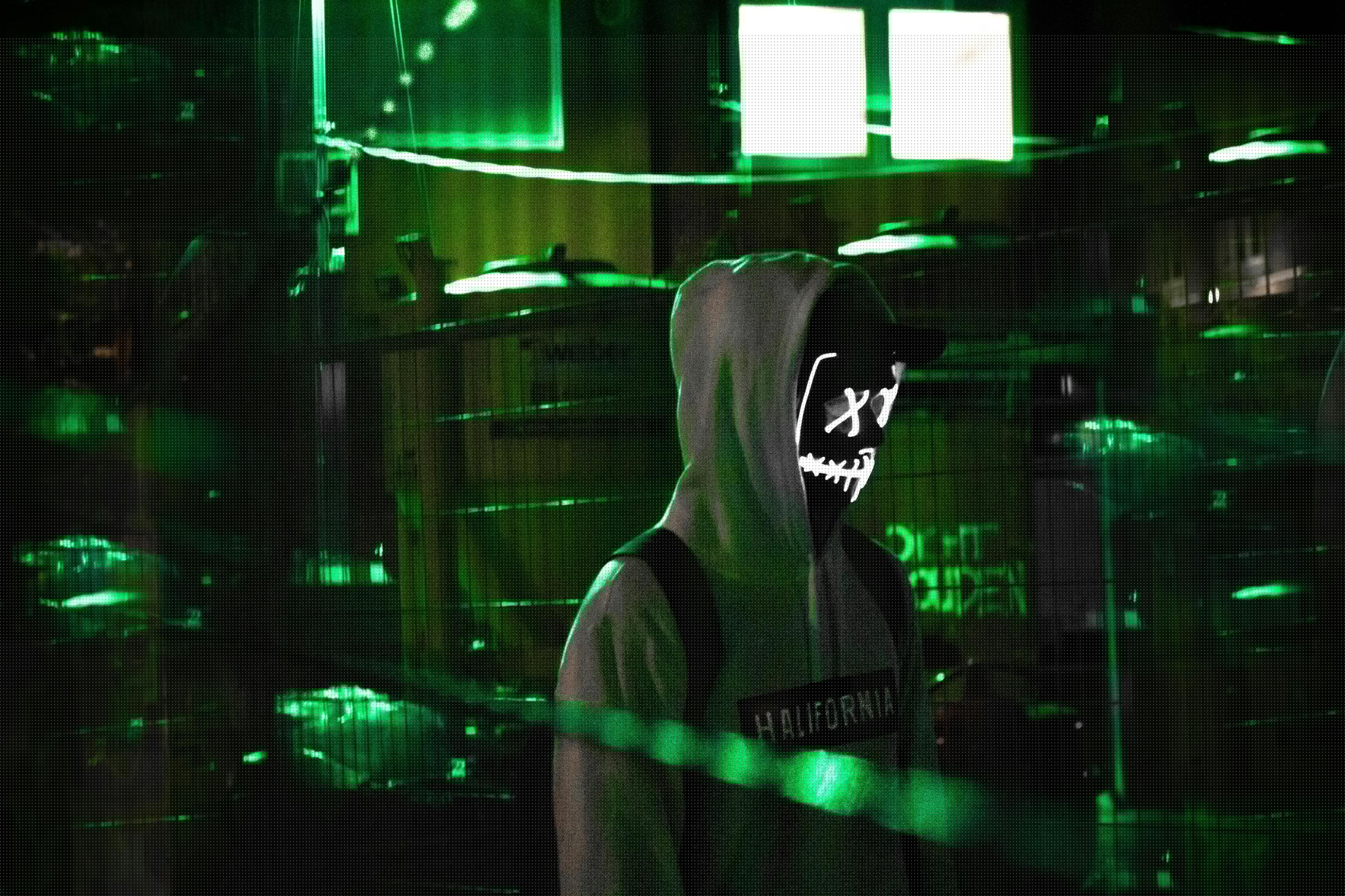 探索美的無限可能，絕色中出最新