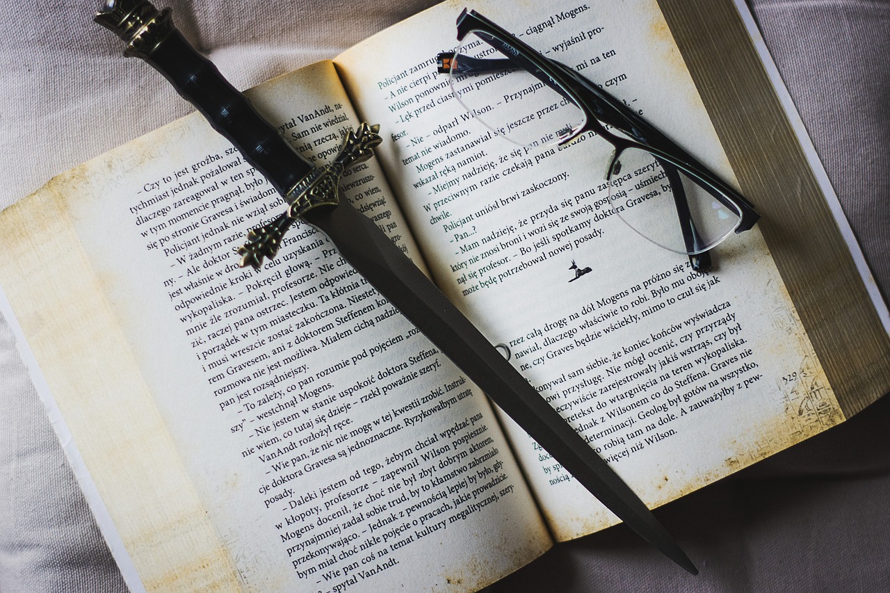 最新初中課本，開啟知識(shí)探索新篇章